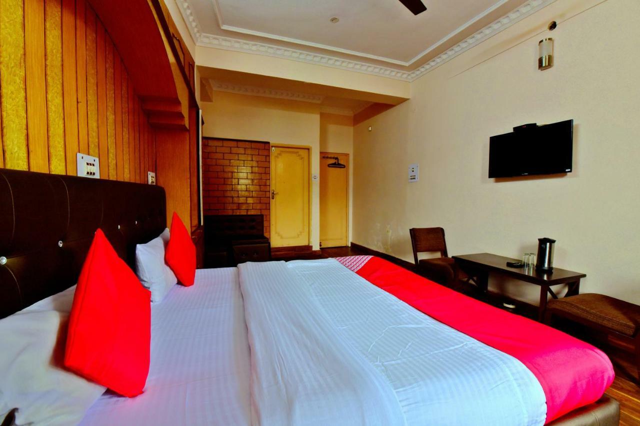 Oyo 26909 Hotel Paras Mandi Exterior photo